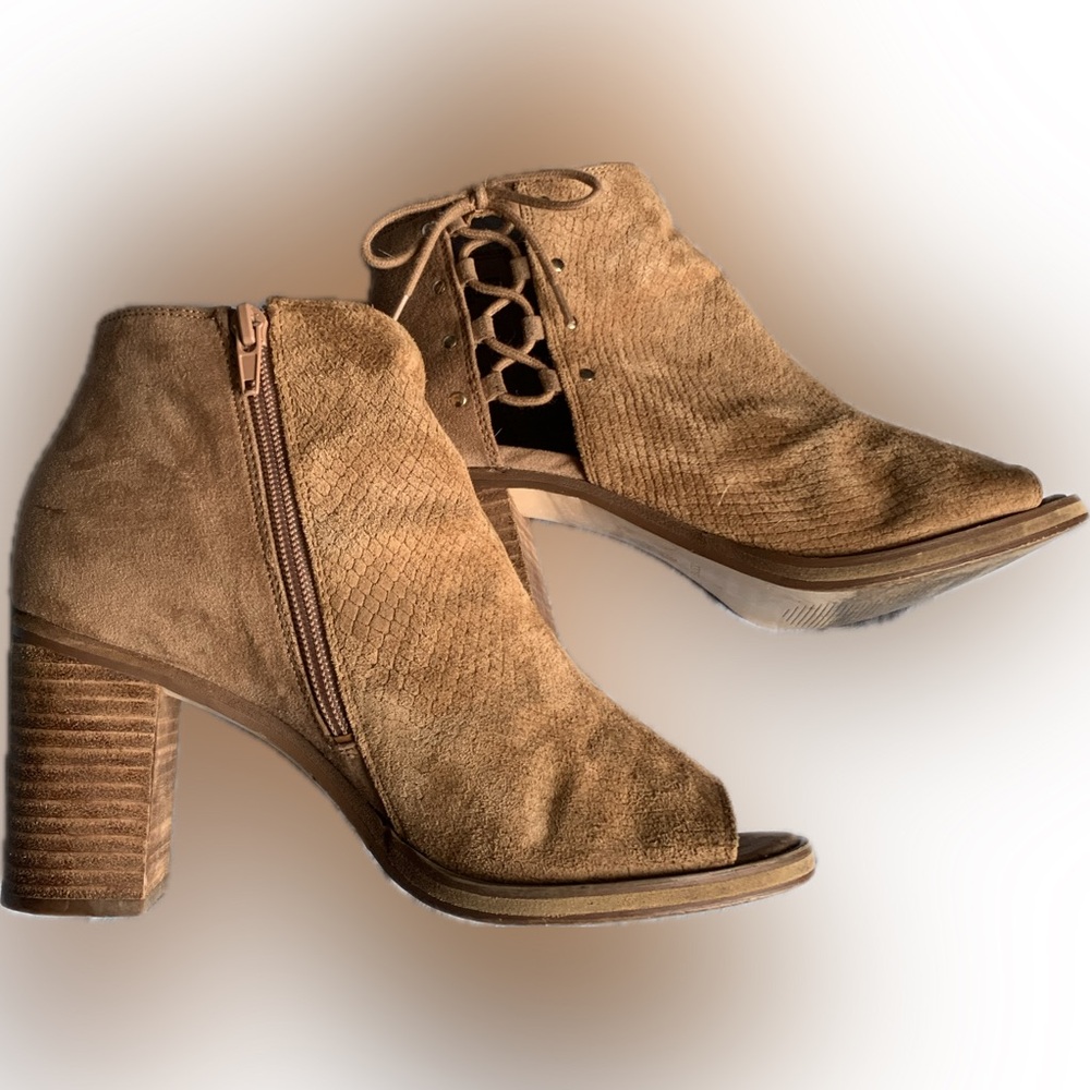 Nine West beige suede Open Toe Booties dress shoes stacked 3" heel Size 8